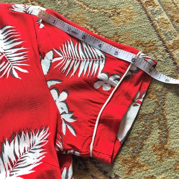 Bright Red Leaf-Print Hawaiian Crop Button-Down Shirt by Forever21 - Size Small - Picture 14 of 16